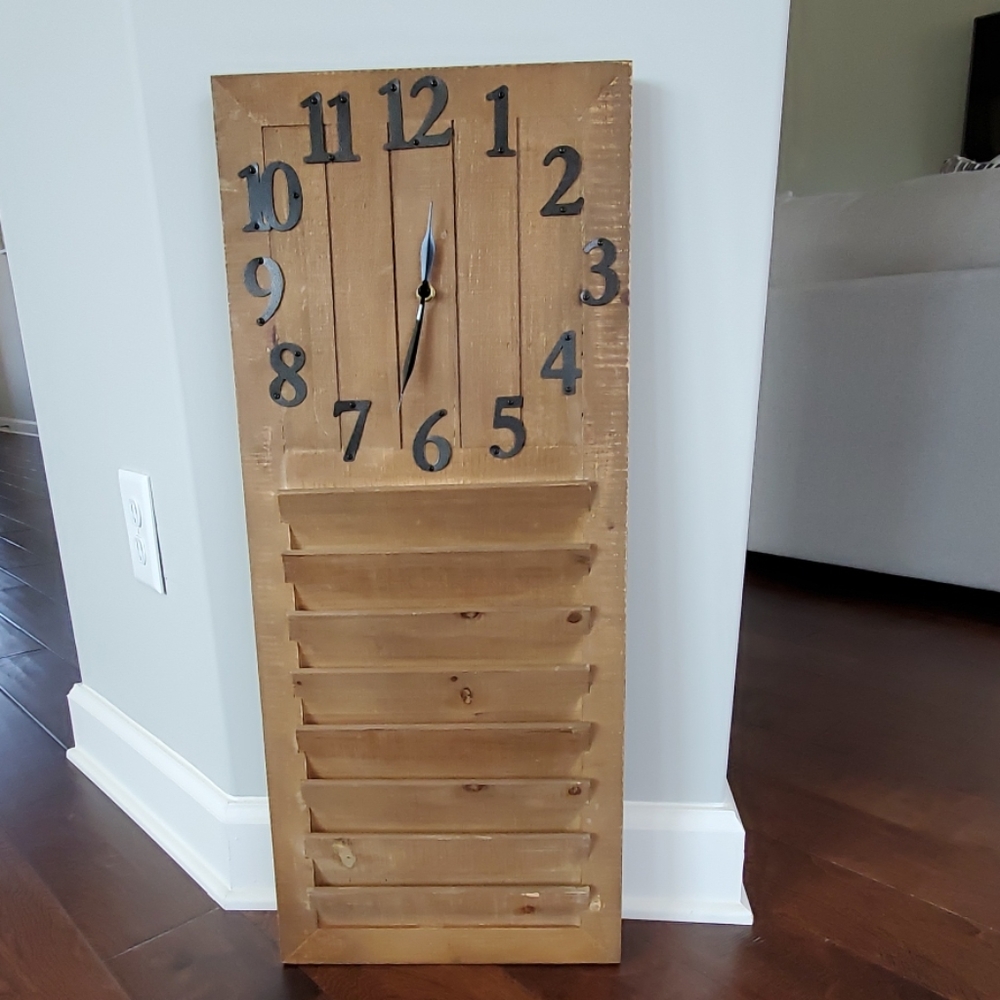 NWT WOOD WALL CLOCK